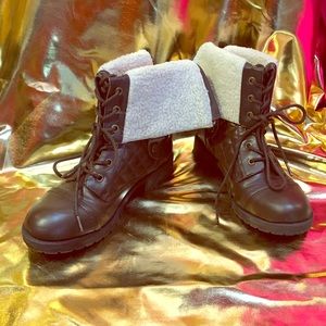 Red-Brown Boots, Faux Fur/Leather SHOEDAZZLE